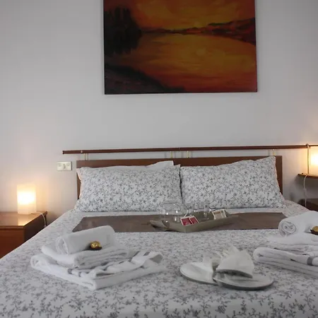 ベッド・アンド・ブレックファスト Maruru Dell'arte 3*