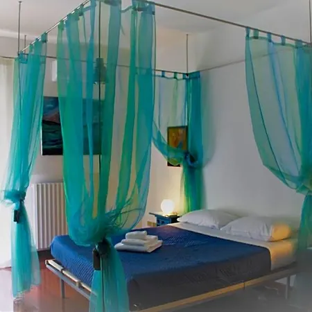 Bed and Breakfast Maruru Dell'arte 3*